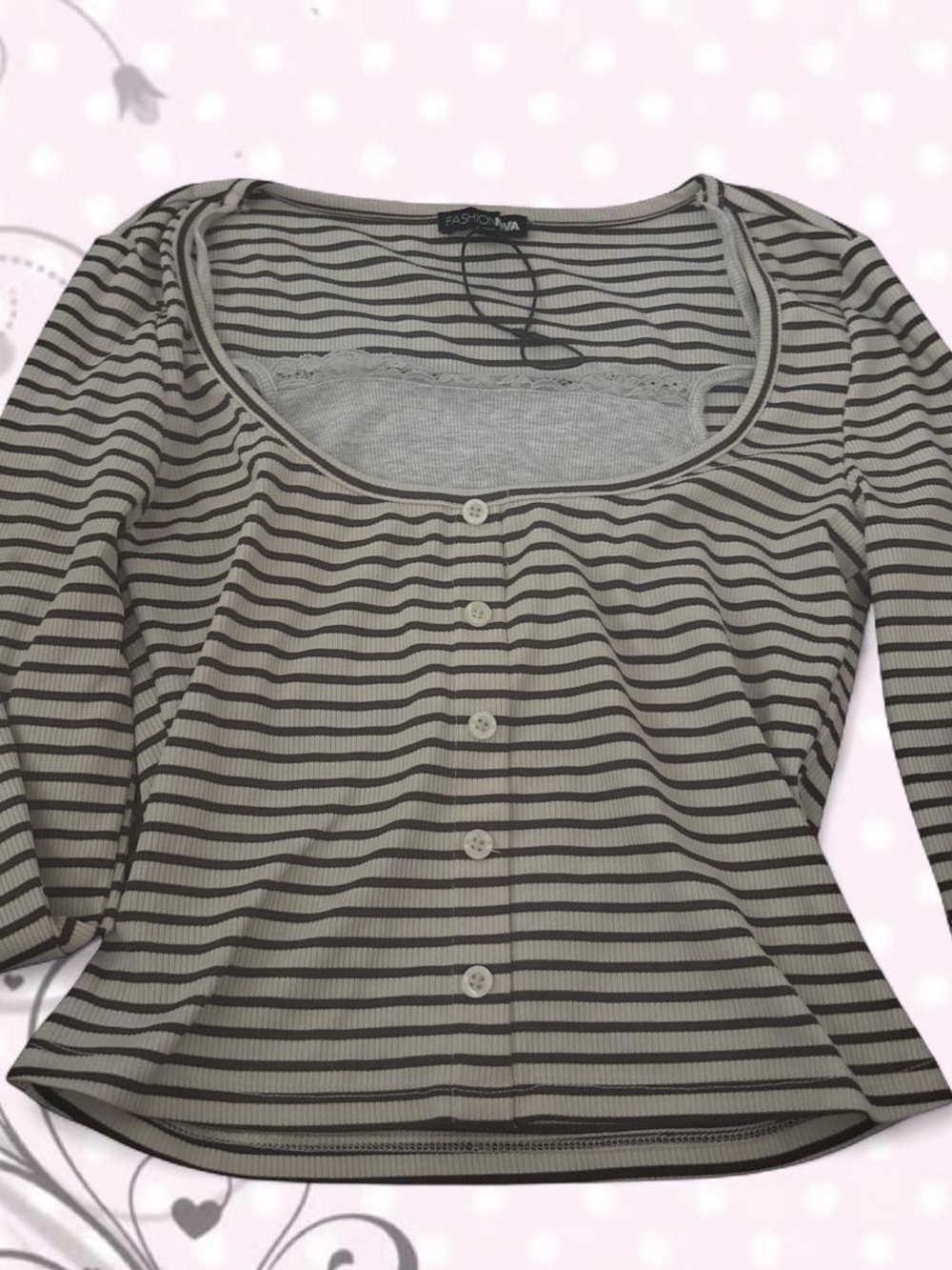 Fashion Nova crème& brown Striped Scoop Button-Front Top